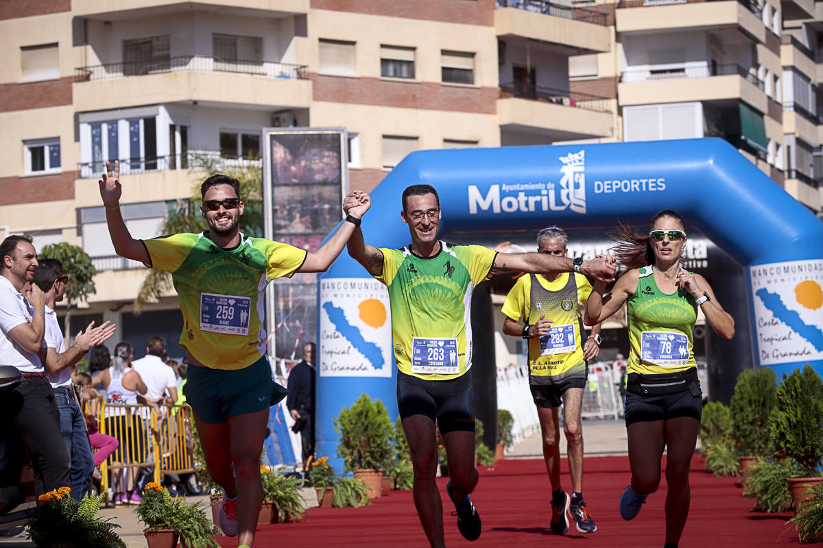 Los marroquís Abdelhadi El Mouaziz y Nazha Machouh reinan en Motril