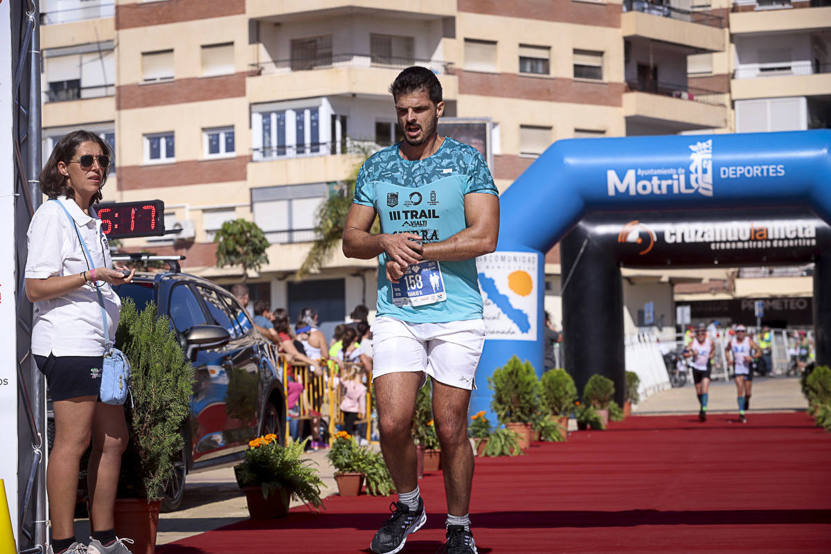 Los marroquís Abdelhadi El Mouaziz y Nazha Machouh reinan en Motril