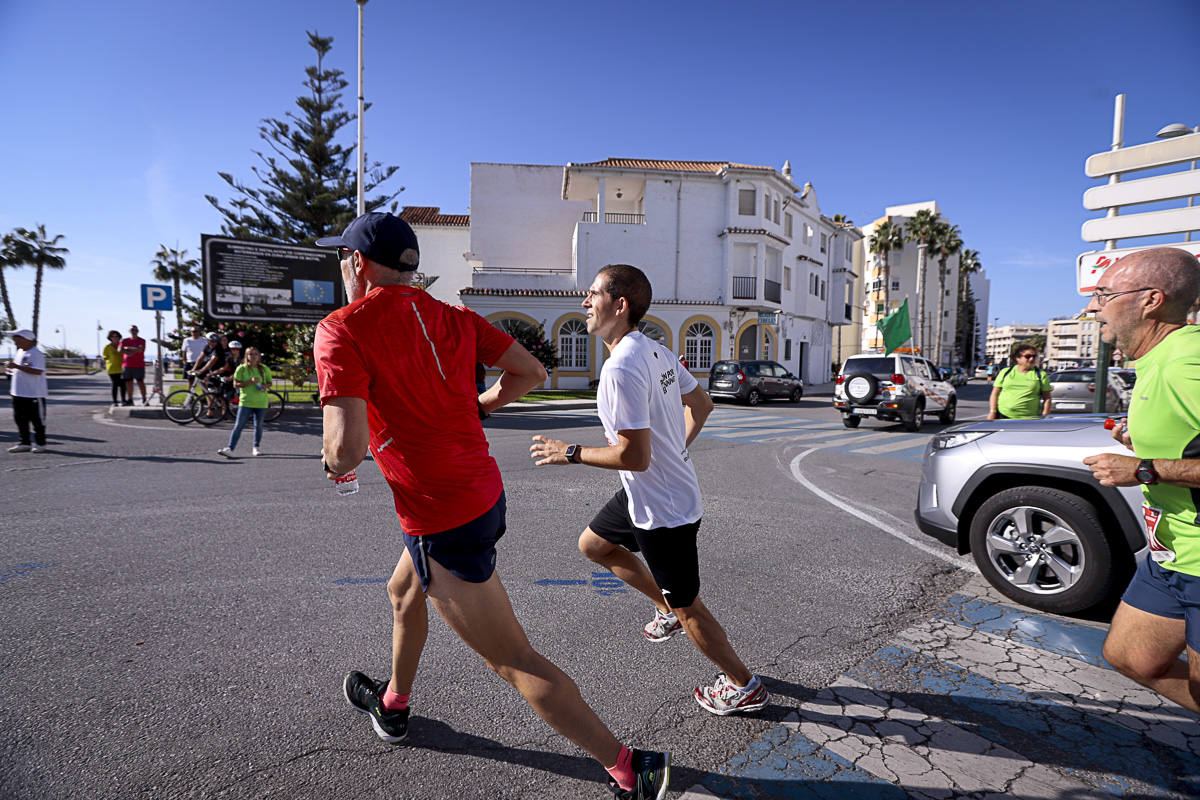 Los marroquís Abdelhadi El Mouaziz y Nazha Machouh reinan en Motril