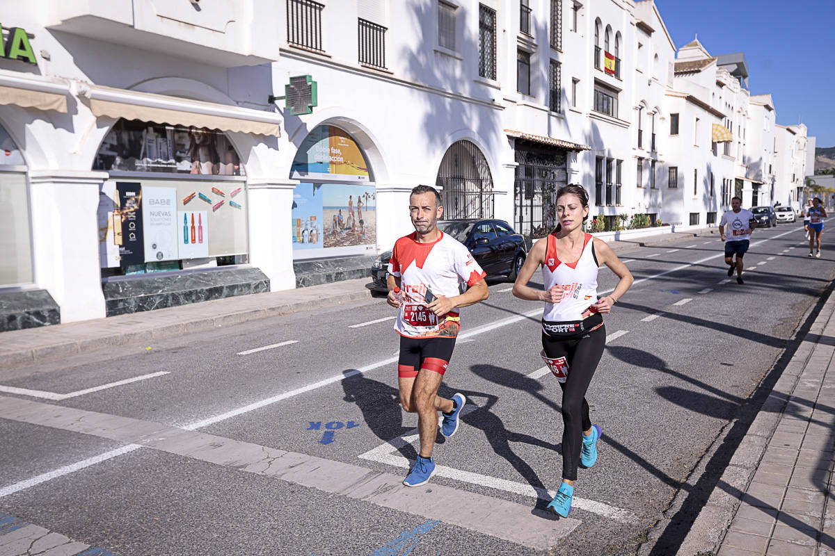 Los marroquís Abdelhadi El Mouaziz y Nazha Machouh reinan en Motril