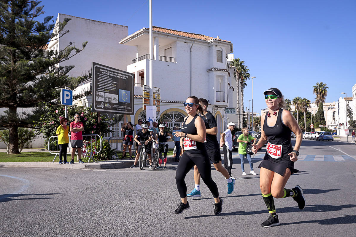 Los marroquís Abdelhadi El Mouaziz y Nazha Machouh reinan en Motril