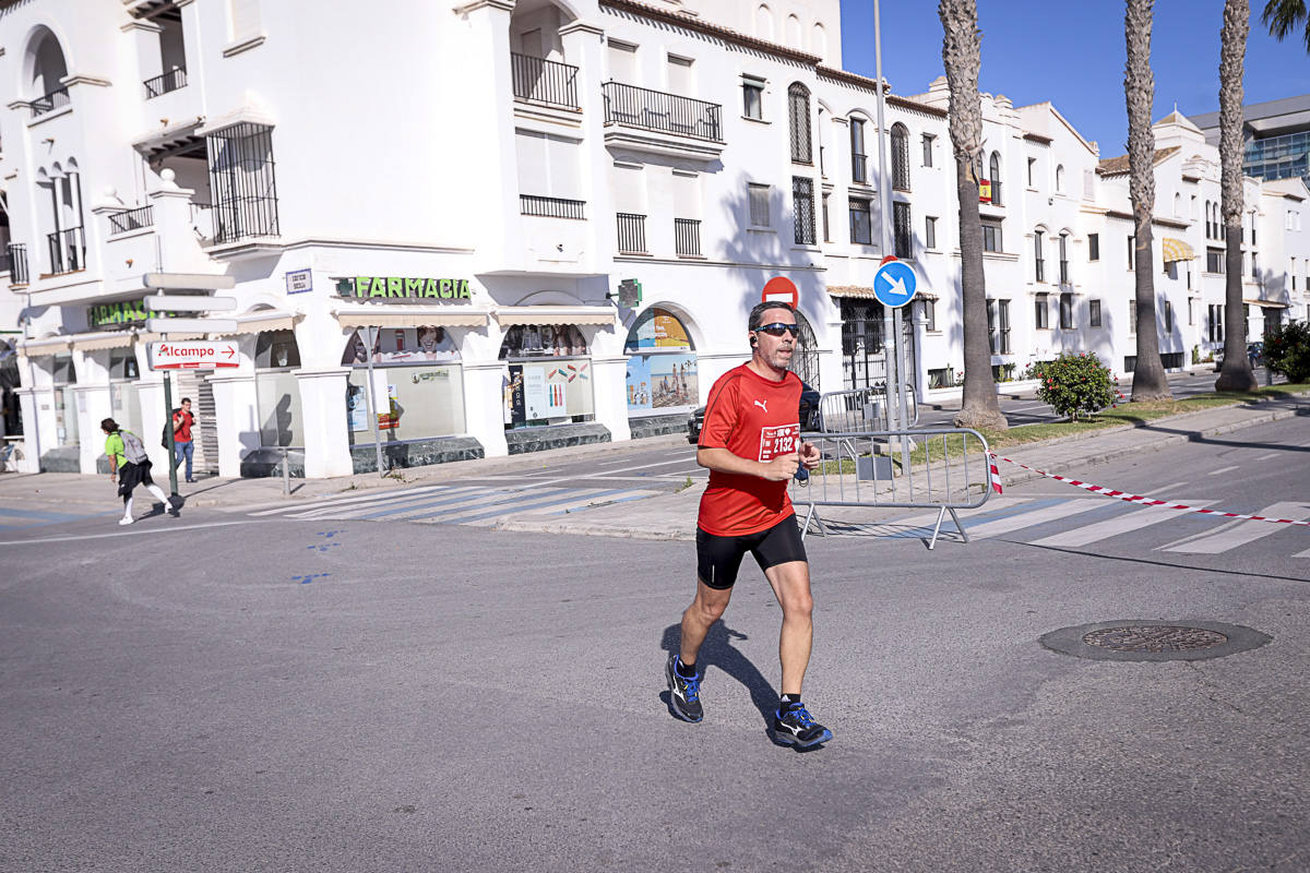 Los marroquís Abdelhadi El Mouaziz y Nazha Machouh reinan en Motril