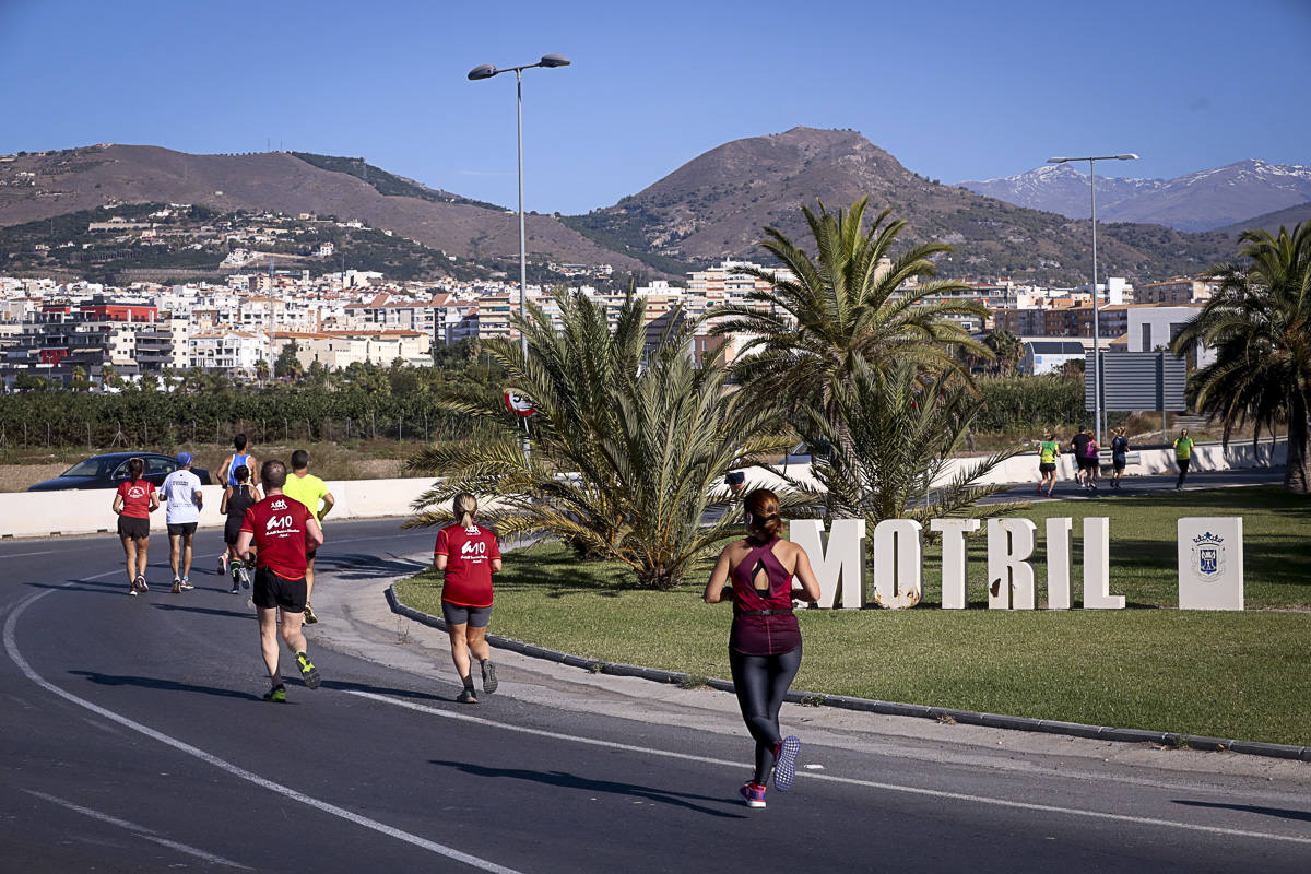 Los marroquís Abdelhadi El Mouaziz y Nazha Machouh reinan en Motril