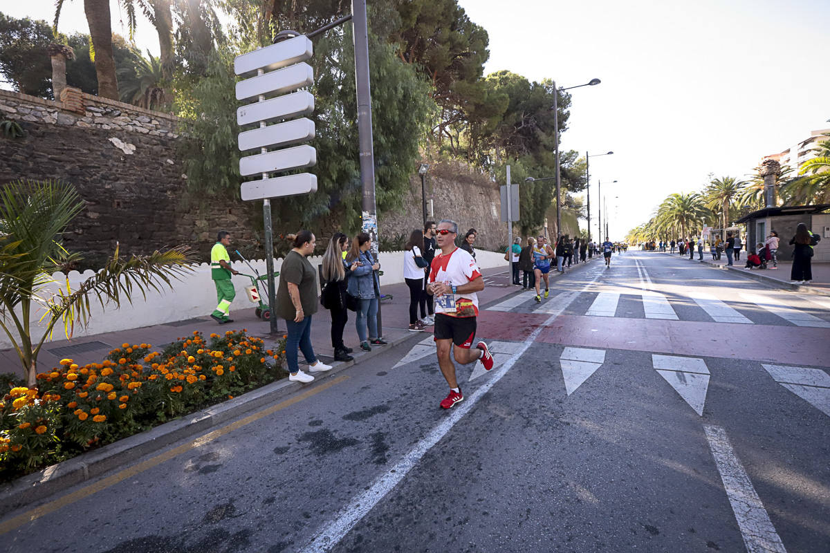 Los marroquís Abdelhadi El Mouaziz y Nazha Machouh reinan en Motril