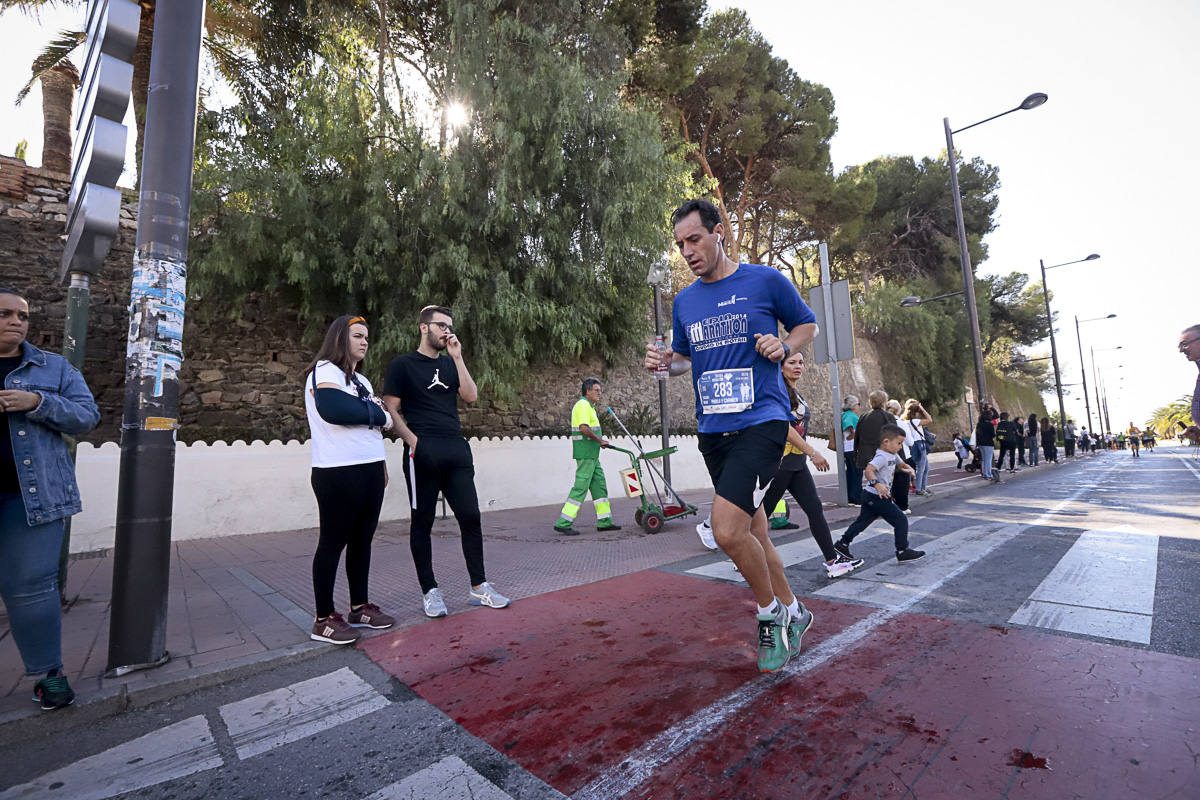 Los marroquís Abdelhadi El Mouaziz y Nazha Machouh reinan en Motril