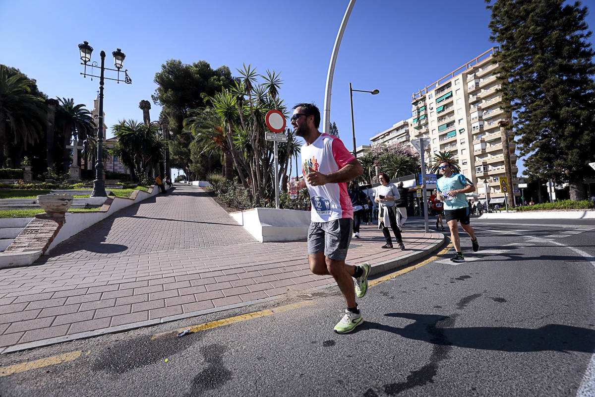 Los marroquís Abdelhadi El Mouaziz y Nazha Machouh reinan en Motril