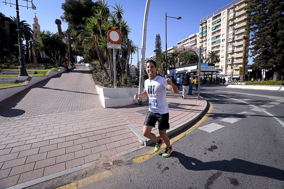 Los marroquís Abdelhadi El Mouaziz y Nazha Machouh reinan en Motril