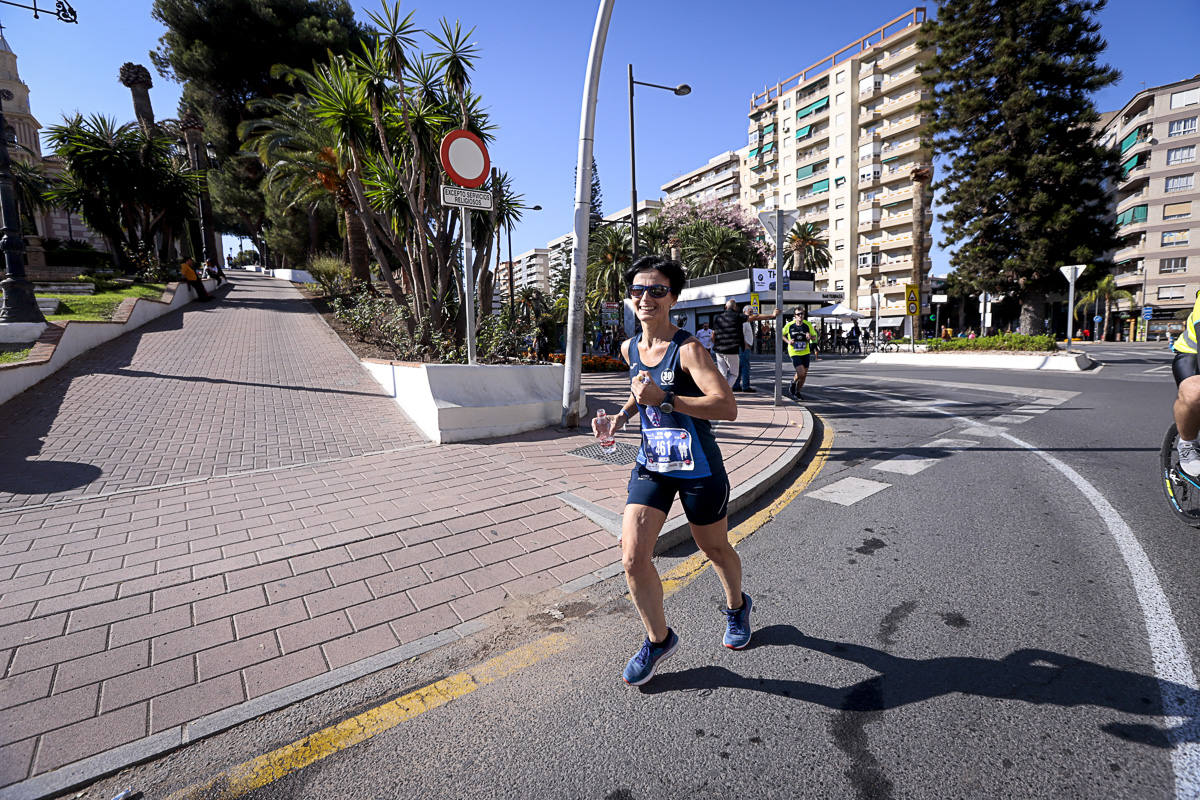 Los marroquís Abdelhadi El Mouaziz y Nazha Machouh reinan en Motril