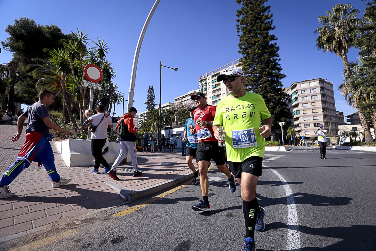 Los marroquís Abdelhadi El Mouaziz y Nazha Machouh reinan en Motril