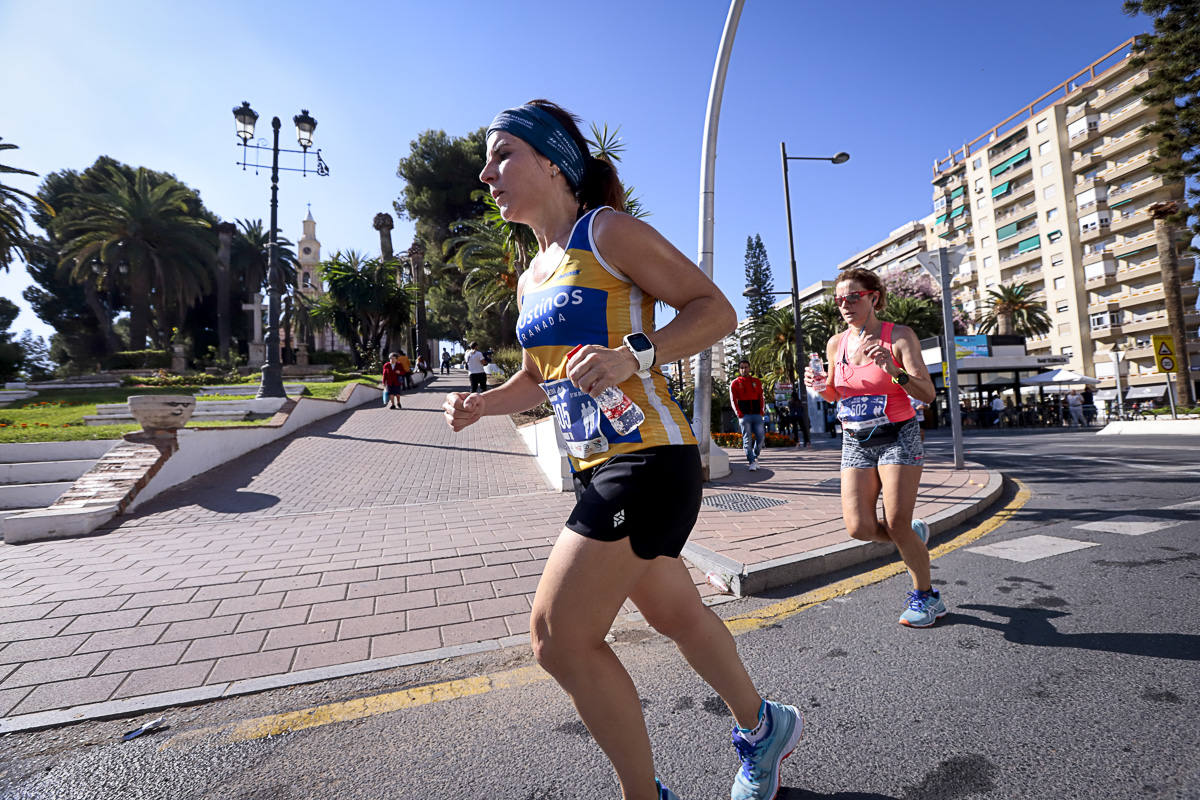 Los marroquís Abdelhadi El Mouaziz y Nazha Machouh reinan en Motril