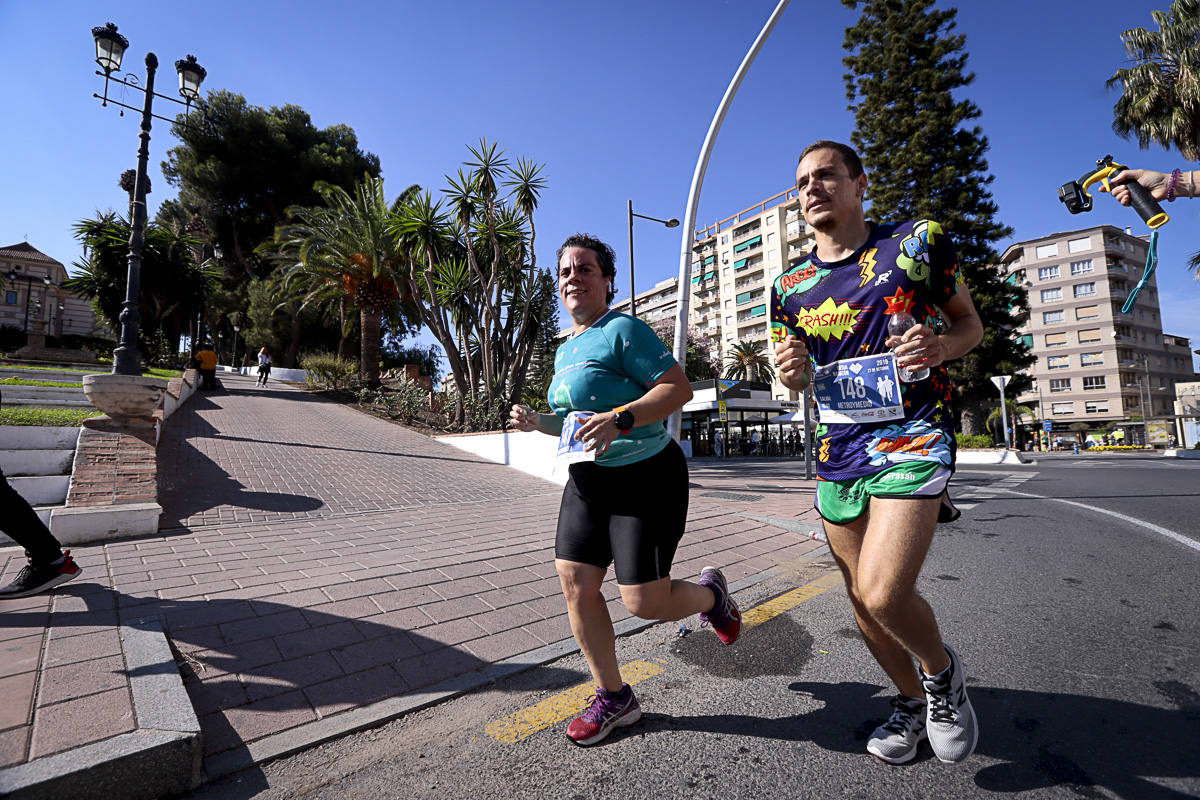 Los marroquís Abdelhadi El Mouaziz y Nazha Machouh reinan en Motril