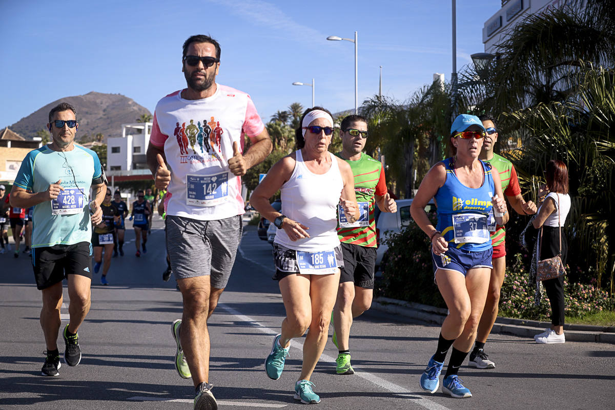 Los marroquís Abdelhadi El Mouaziz y Nazha Machouh reinan en Motril