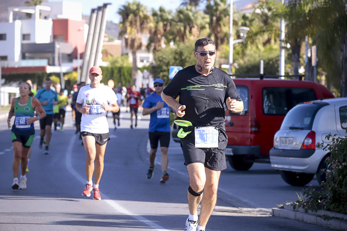 Los marroquís Abdelhadi El Mouaziz y Nazha Machouh reinan en Motril