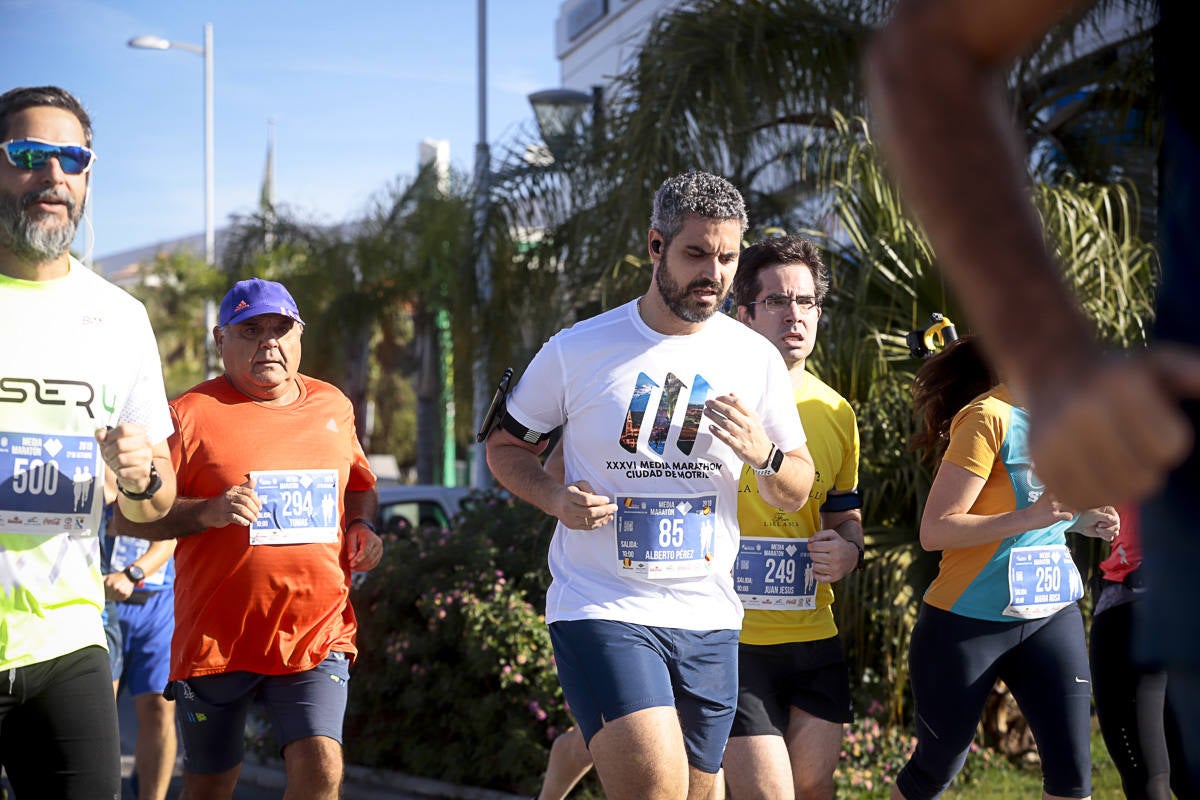 Los marroquís Abdelhadi El Mouaziz y Nazha Machouh reinan en Motril