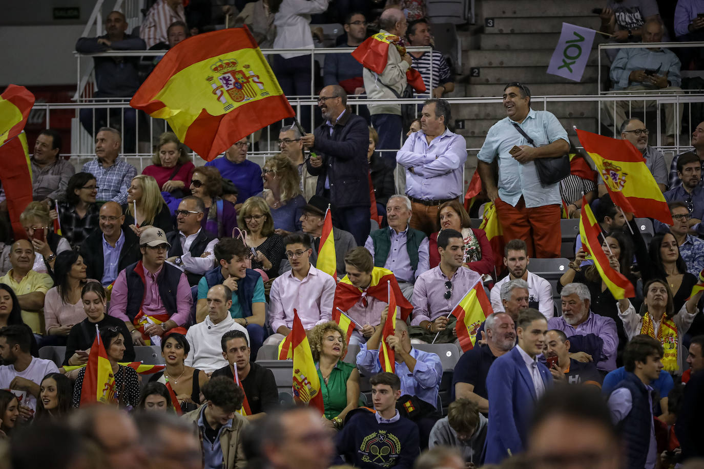Abascal presenta a su partido como única alternativa para echar a Sánchez de la Moncloa