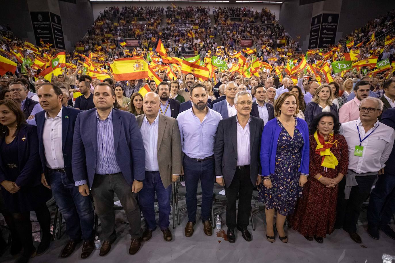 Abascal presenta a su partido como única alternativa para echar a Sánchez de la Moncloa