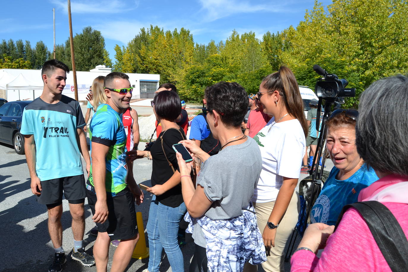 Cerca de 150 deportistas, entre participantes del trail, minitrail y senderistas, celebran en esta prueba que tuvo lugar en una agradable mañana de domingo 