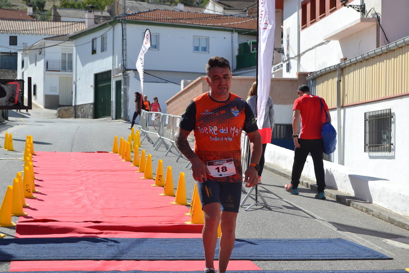 Cerca de 150 deportistas, entre participantes del trail, minitrail y senderistas, celebran en esta prueba que tuvo lugar en una agradable mañana de domingo 