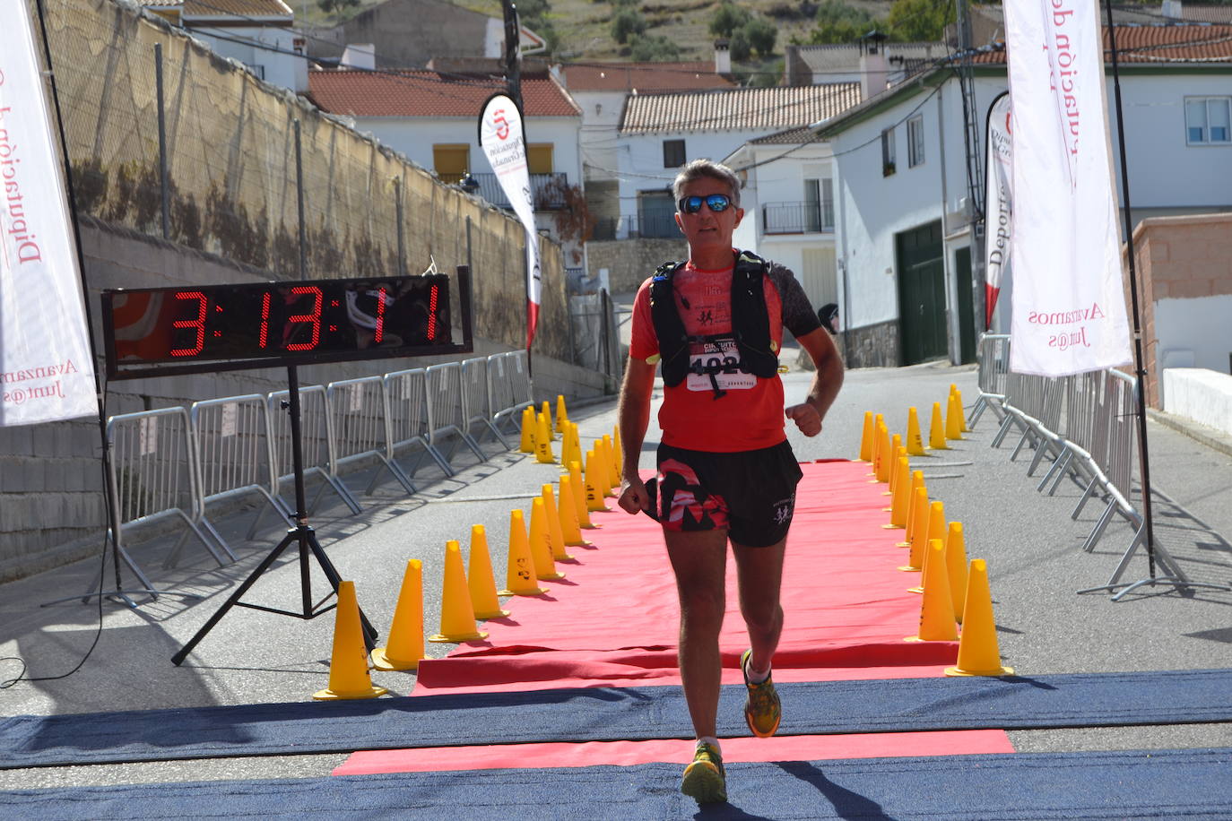 Cerca de 150 deportistas, entre participantes del trail, minitrail y senderistas, celebran en esta prueba que tuvo lugar en una agradable mañana de domingo 