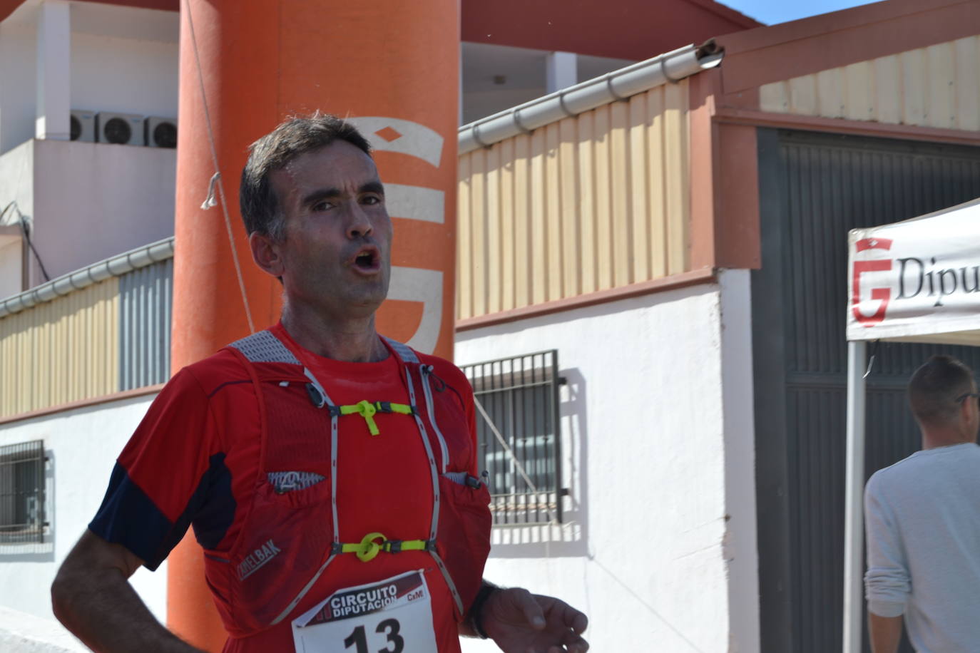 Cerca de 150 deportistas, entre participantes del trail, minitrail y senderistas, celebran en esta prueba que tuvo lugar en una agradable mañana de domingo 