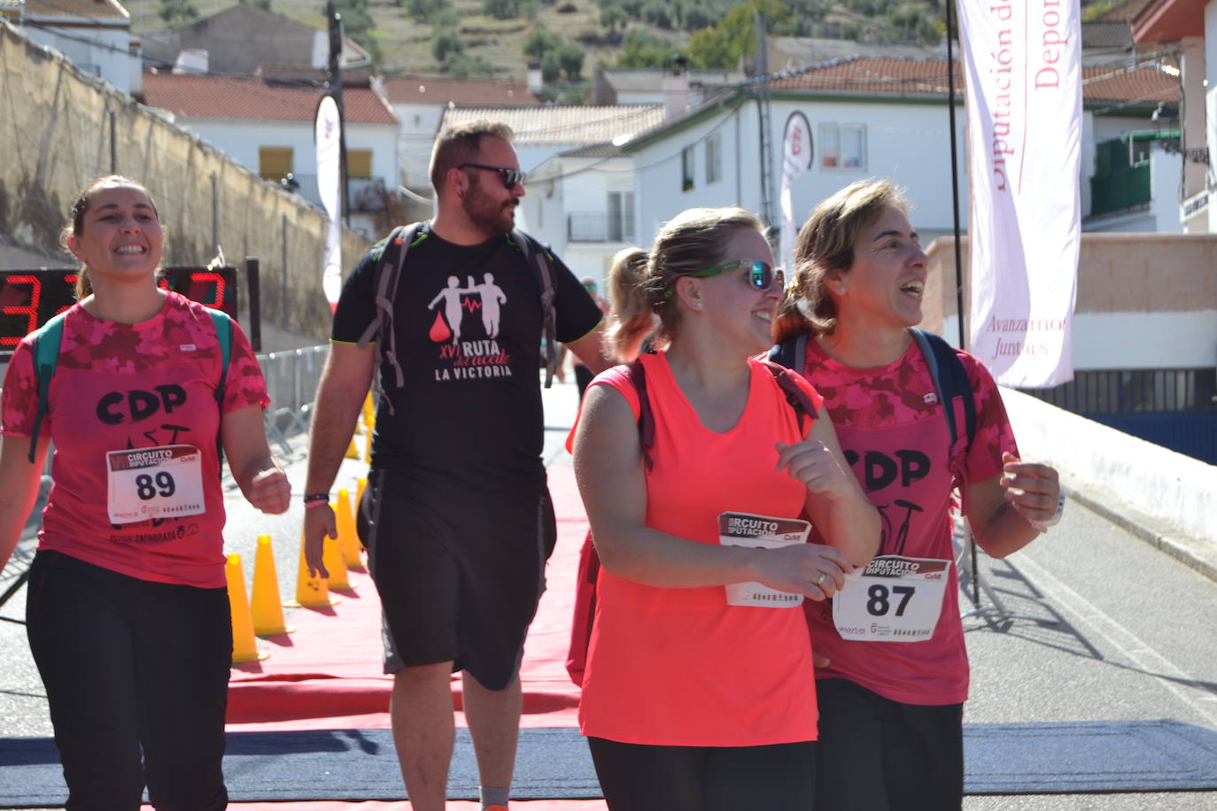 Cerca de 150 deportistas, entre participantes del trail, minitrail y senderistas, celebran en esta prueba que tuvo lugar en una agradable mañana de domingo 