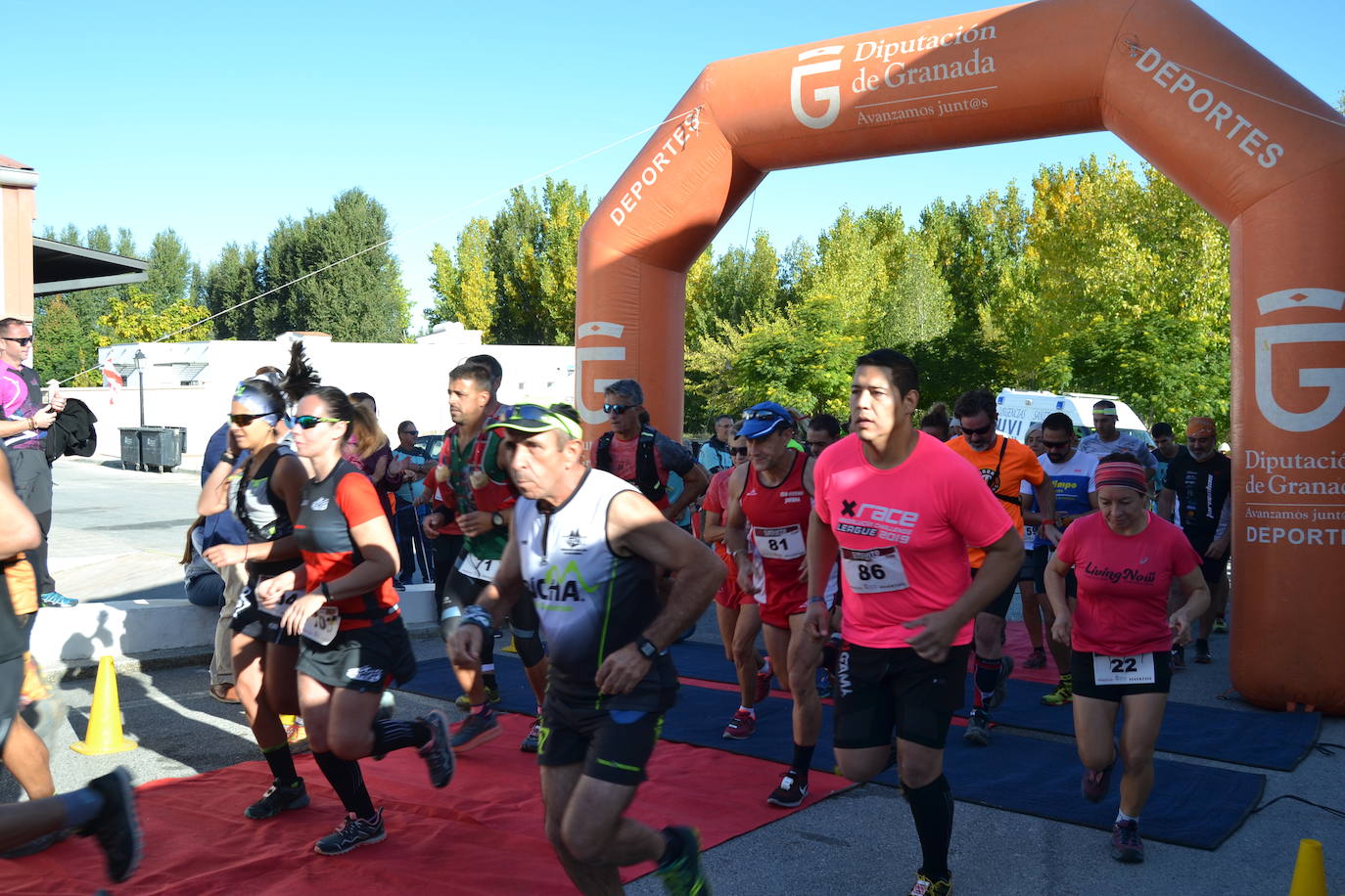 Cerca de 150 deportistas, entre participantes del trail, minitrail y senderistas, celebran en esta prueba que tuvo lugar en una agradable mañana de domingo 