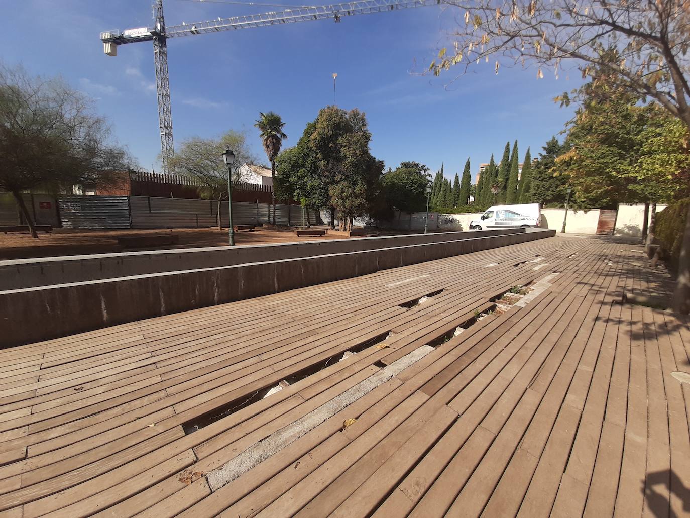 Fotos: Este es el mal estado del parque del Cuarto Real de Granada