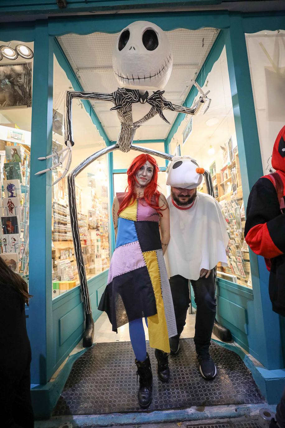 Granada se lanza a la calle a celebrar Halloween.