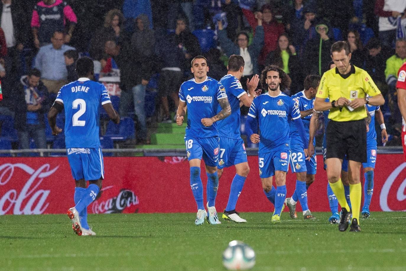 Las mejores instantáneas del choque en el Coliseum Alfonso Pérez