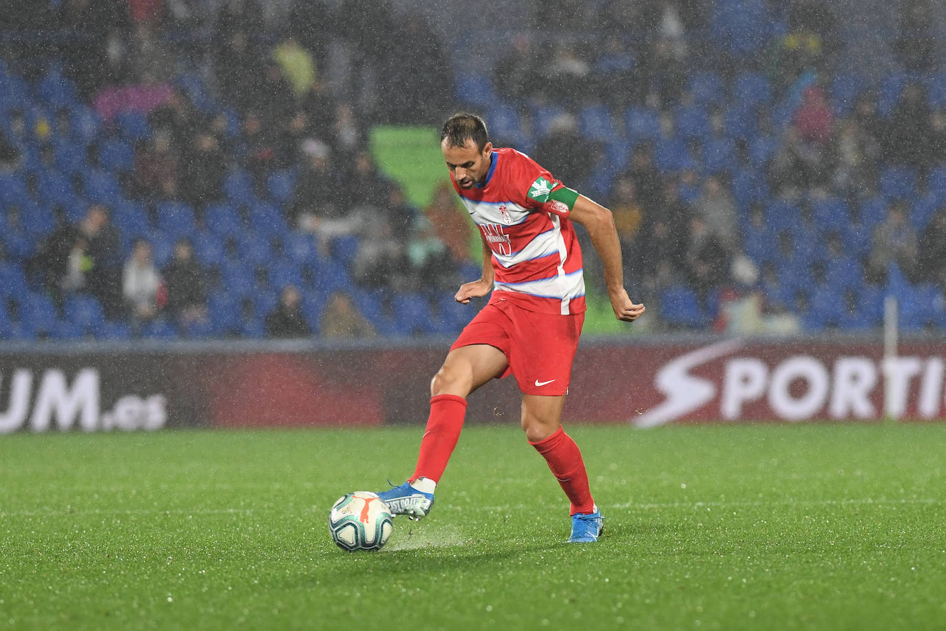 Las mejores instantáneas del choque en el Coliseum Alfonso Pérez