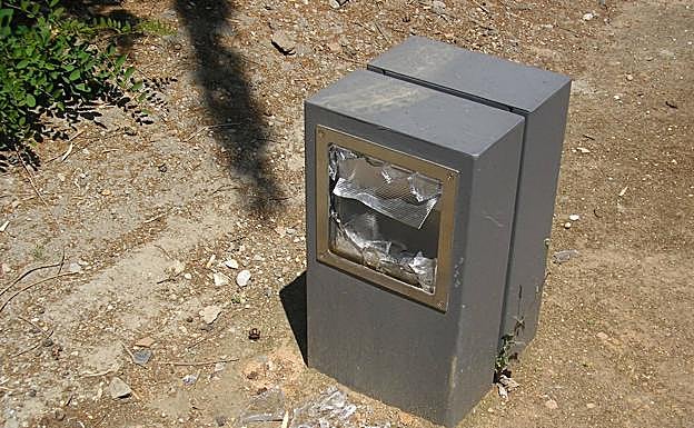 Primeros actos de vandalismo en el parque, en el año 2006