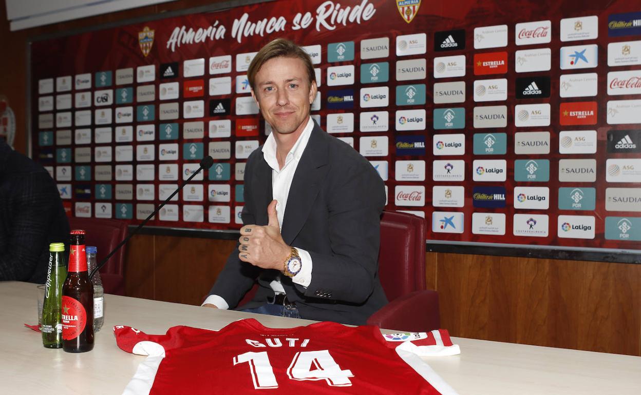Presentación de Guti como entrenador del Almería: «Turki Al-Sheikh es tan ambicioso como yo»