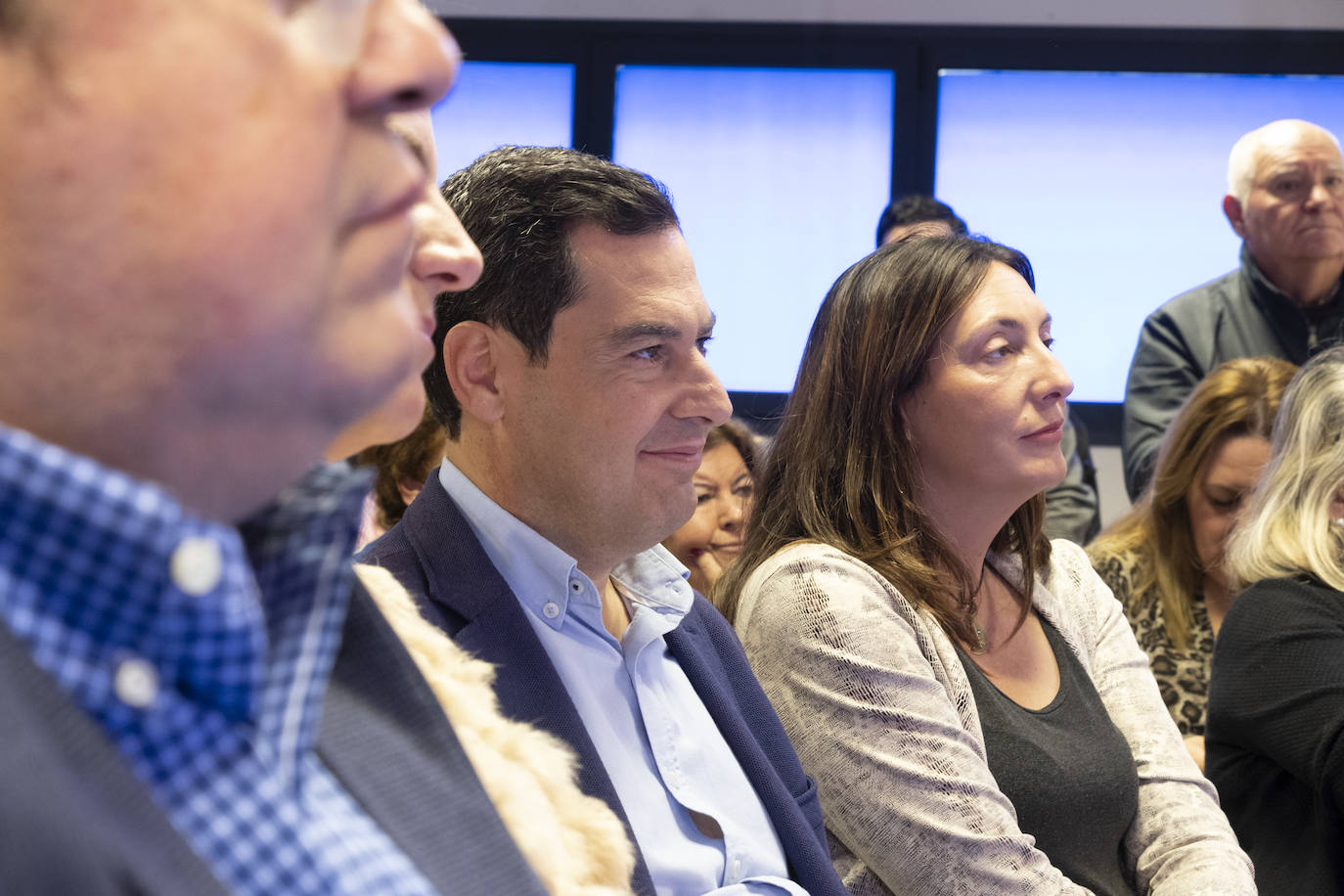 El presidente de la Junta de Andalucía y lider del PP andaluz ha confrontado las «recetas económicas» de Sánchez frente a las reformas iniciadas por el «Gobierno del cambio» en Andalucía