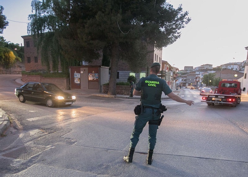 La Guardia Civil, en Iznalloz el día del crimen