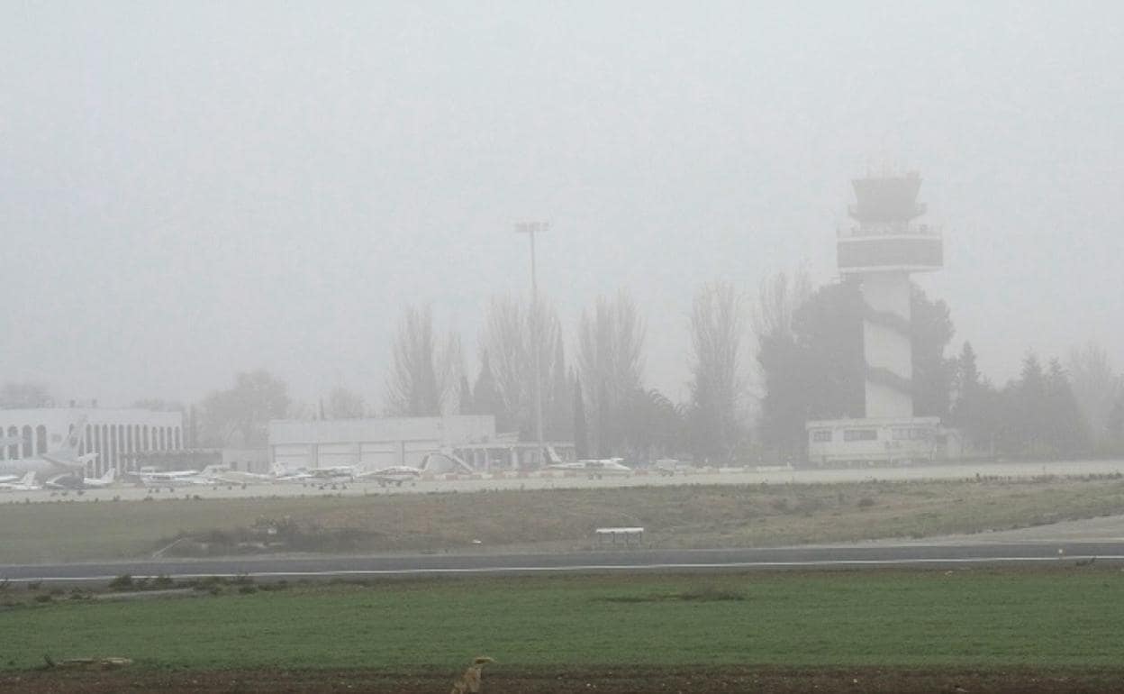 El aeropuerto García Lorca, el único andaluz incluido en el plan de Aena para afrontar problemas de nieve e hielo