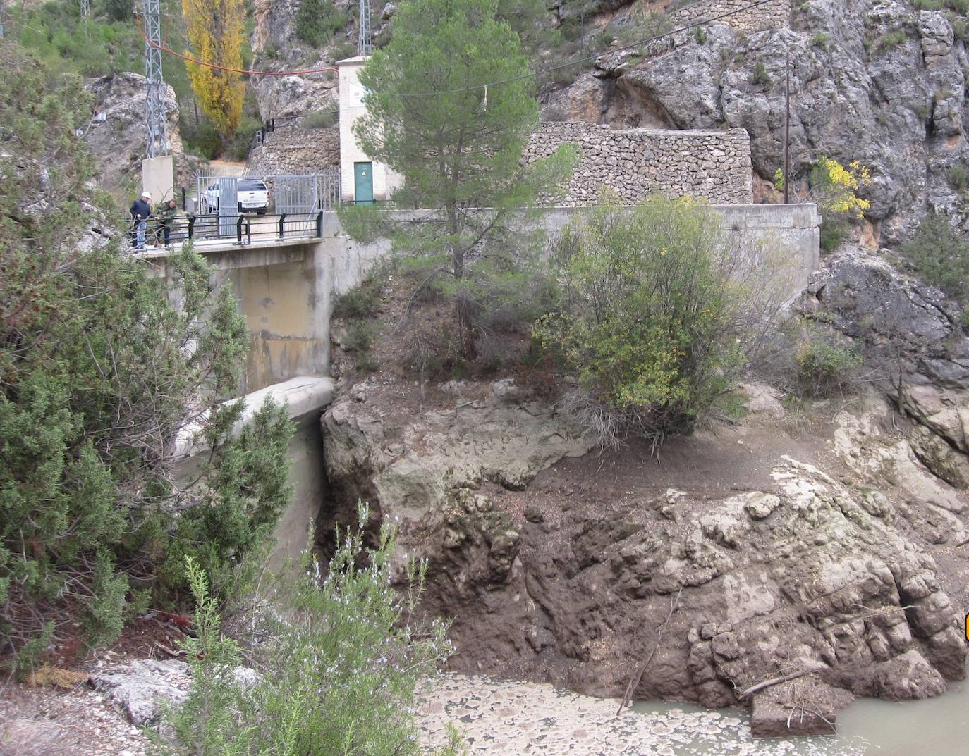 Inicio de los trabajos para recuperar el caudal del Zumeta. 