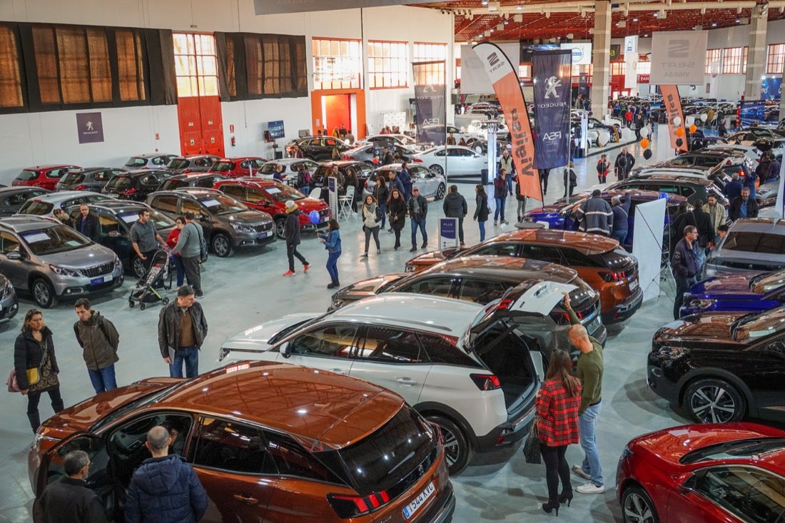 Fotos: Coches para todos los gustos a precios asequibles en la Feria del Motor de Granada