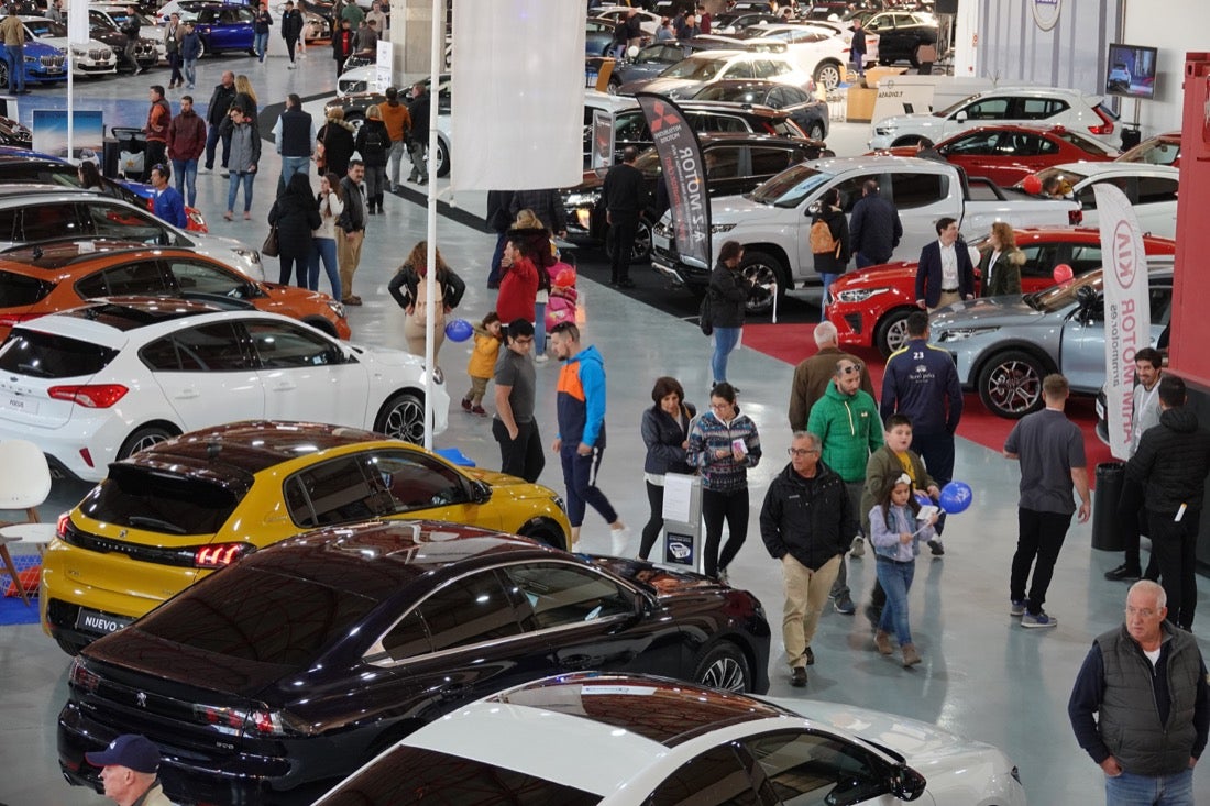 Fotos: Coches para todos los gustos a precios asequibles en la Feria del Motor de Granada