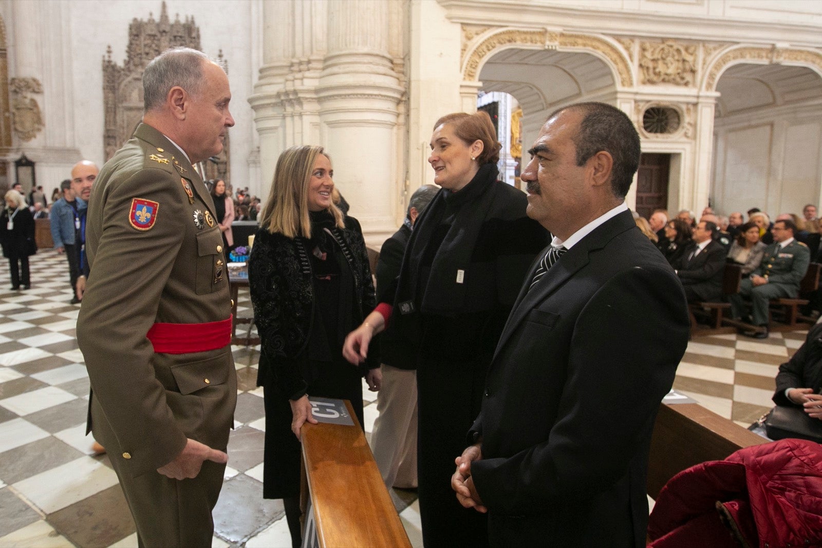 Los mejores momentos y el ambiente de lo vivido en la catedral de Granada este sábado.