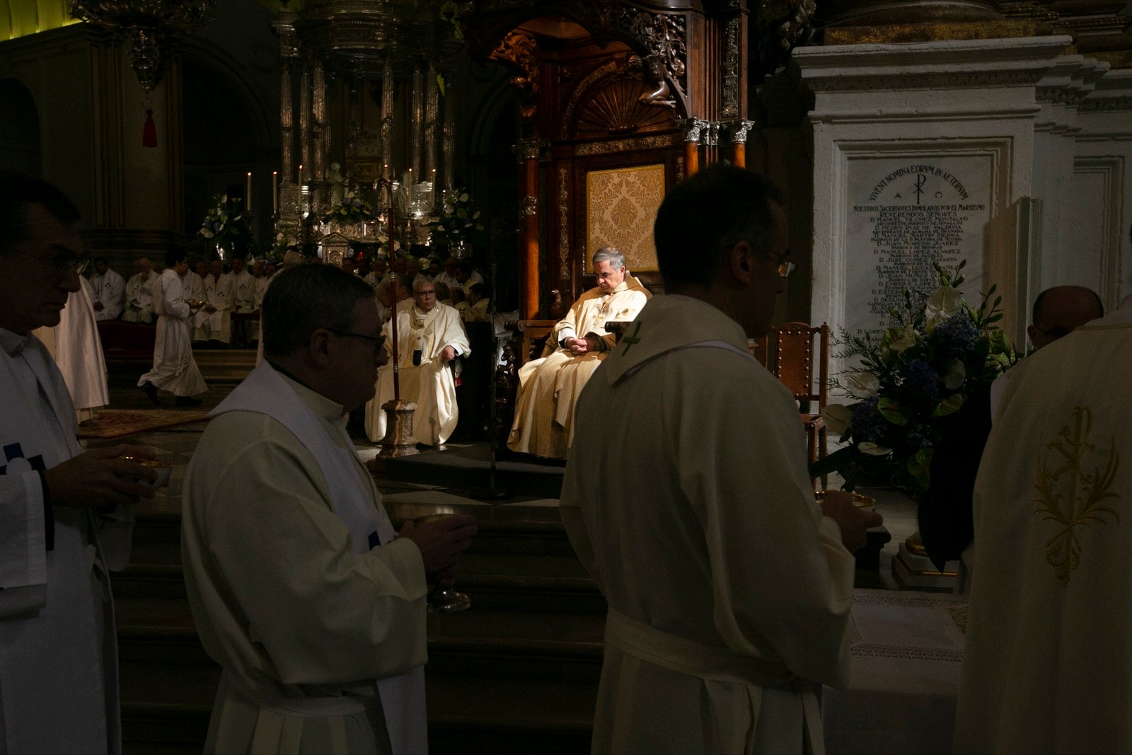 Los mejores momentos y el ambiente de lo vivido en la catedral de Granada este sábado.