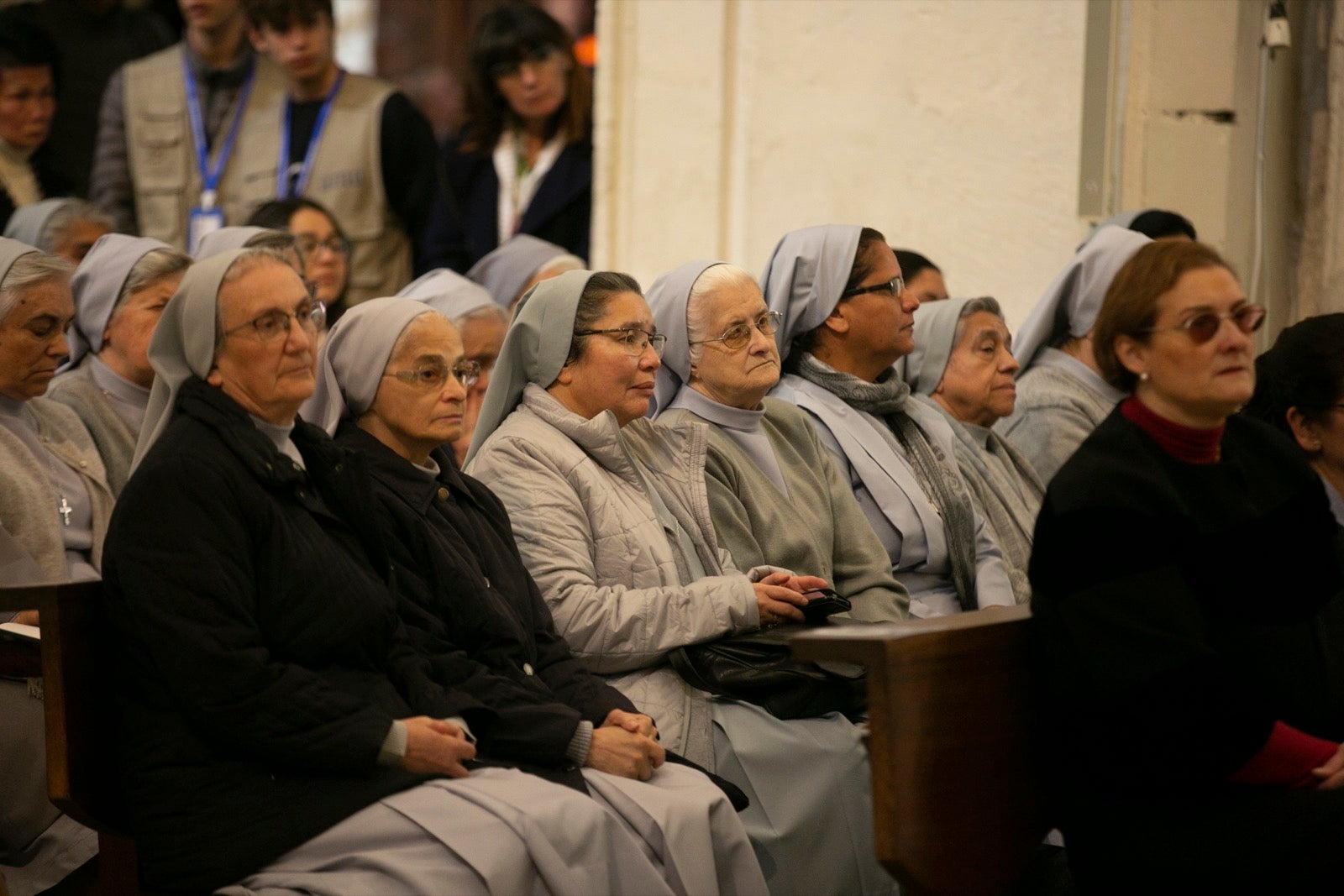 Los mejores momentos y el ambiente de lo vivido en la catedral de Granada este sábado.