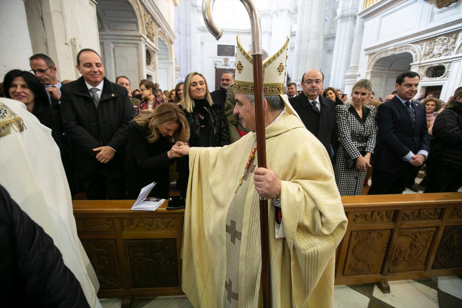 Los mejores momentos y el ambiente de lo vivido en la catedral de Granada este sábado.