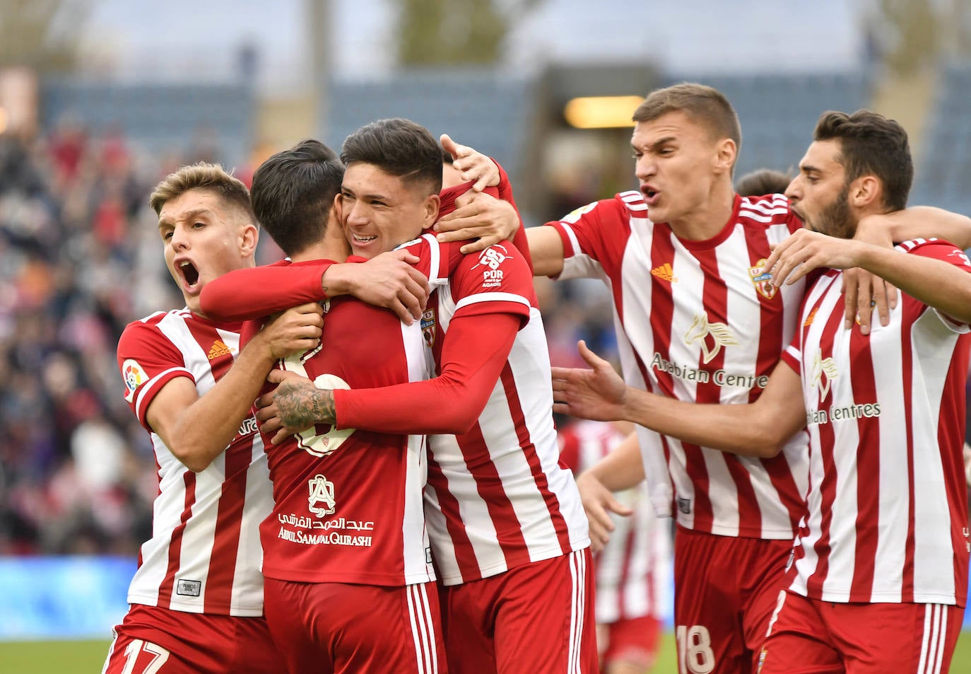 Los rojiblancos empatan con justicia ante un Real Zaragoza que manda en la segunda parte.