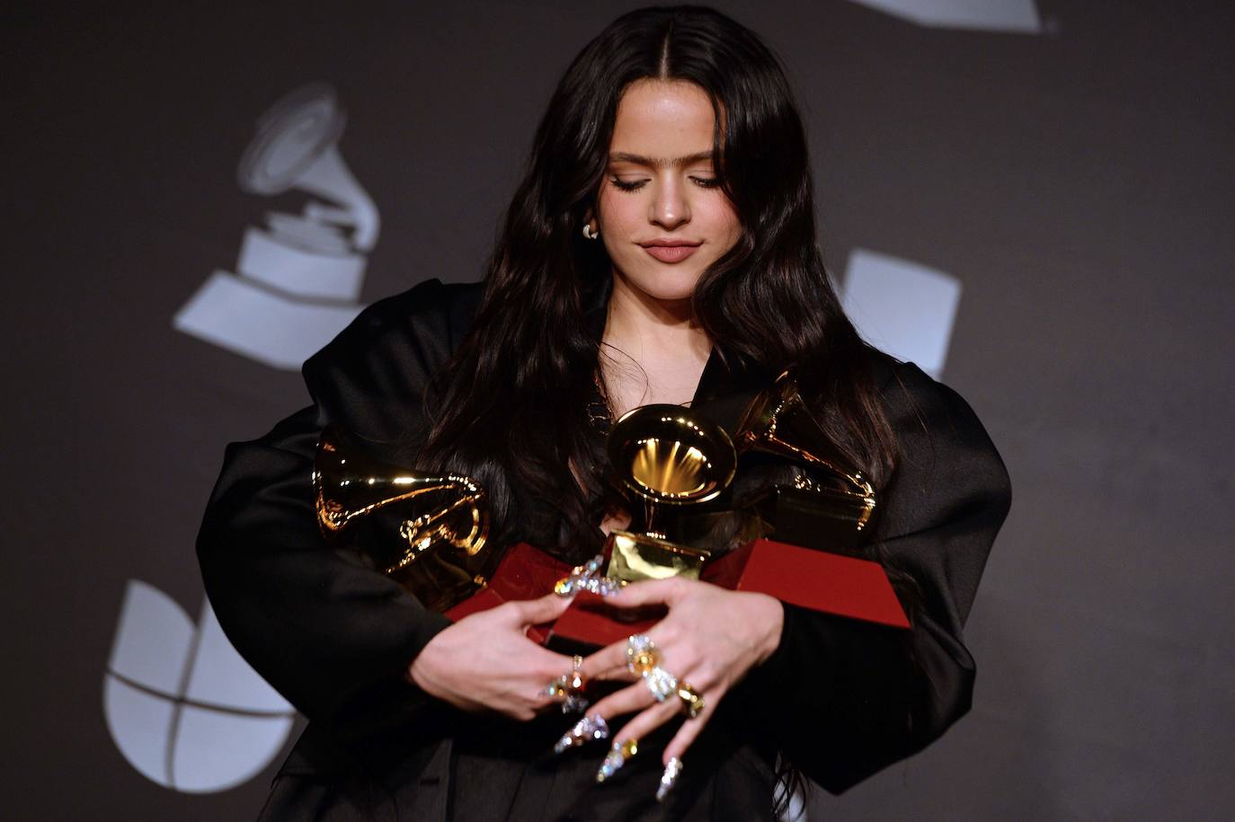 La artista española logró cinco de los seis premios a los que estaba nominada 