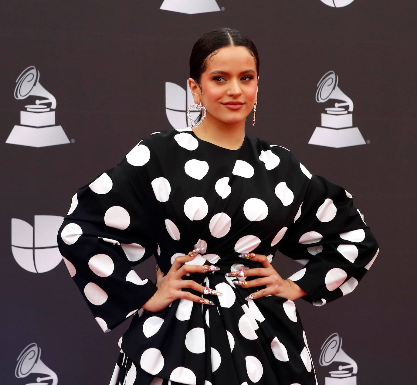 La artista española logró cinco de los seis premios a los que estaba nominada 