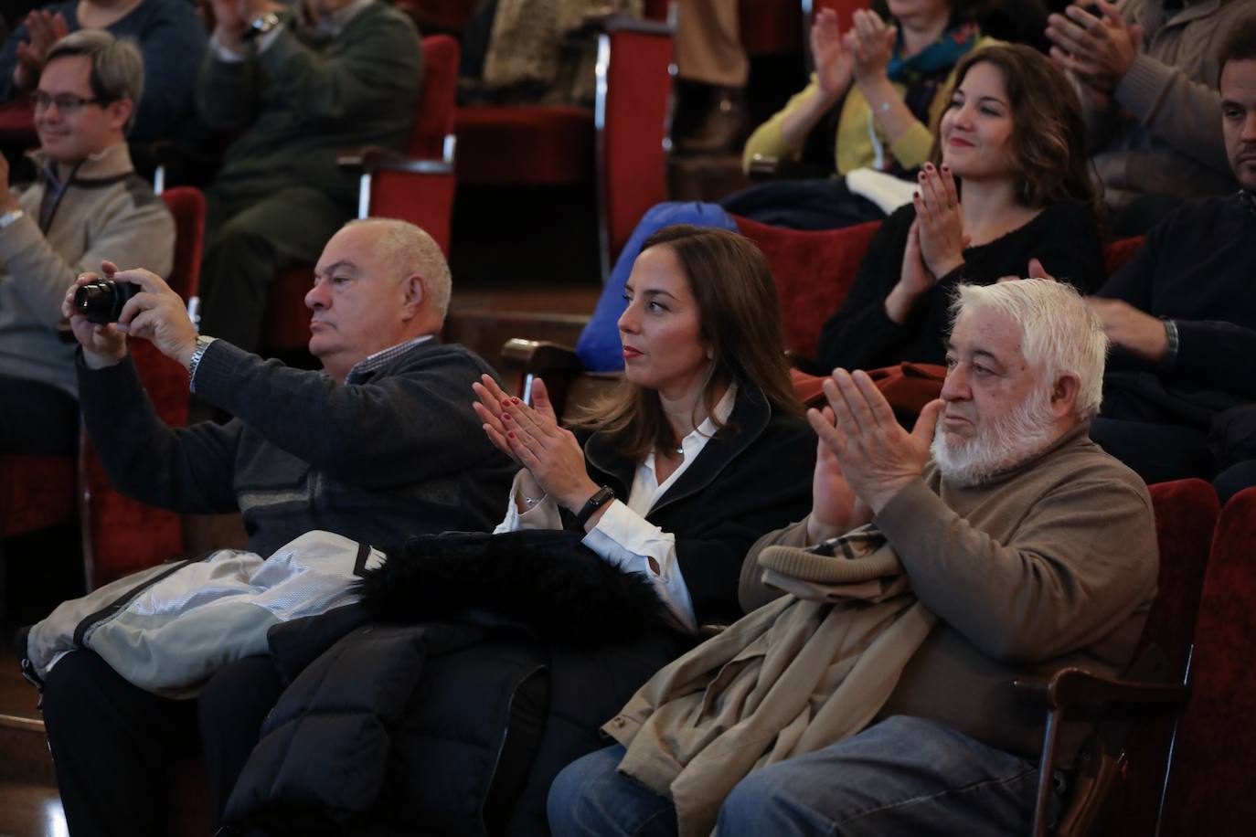 Estas prácticas contribuyen a promover la inclusión social y laboral de las personas con discapacidad intelectual y fomentar la formación e inserción laboral