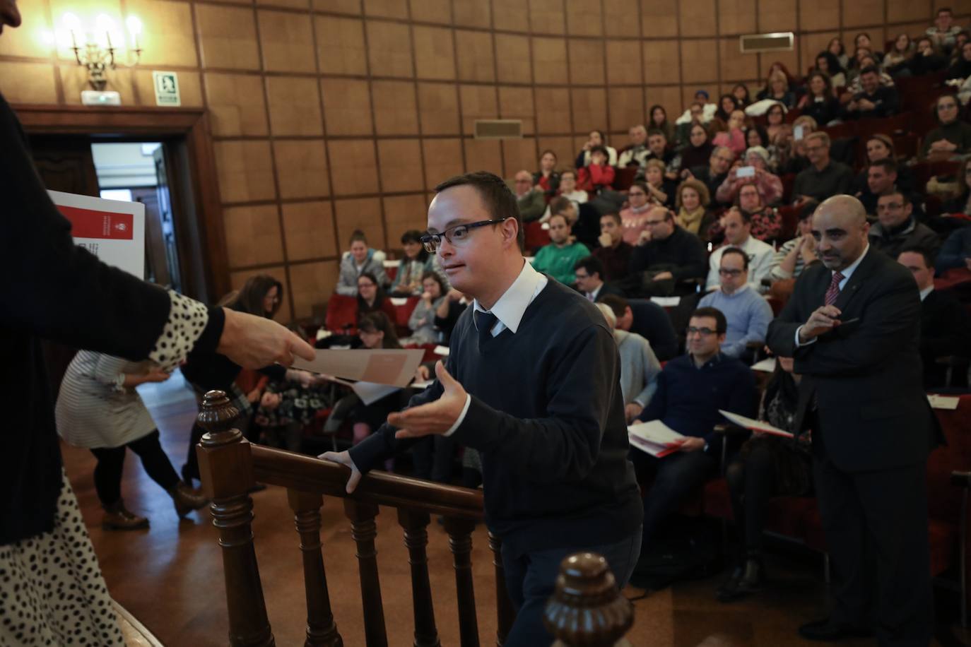 Estas prácticas contribuyen a promover la inclusión social y laboral de las personas con discapacidad intelectual y fomentar la formación e inserción laboral