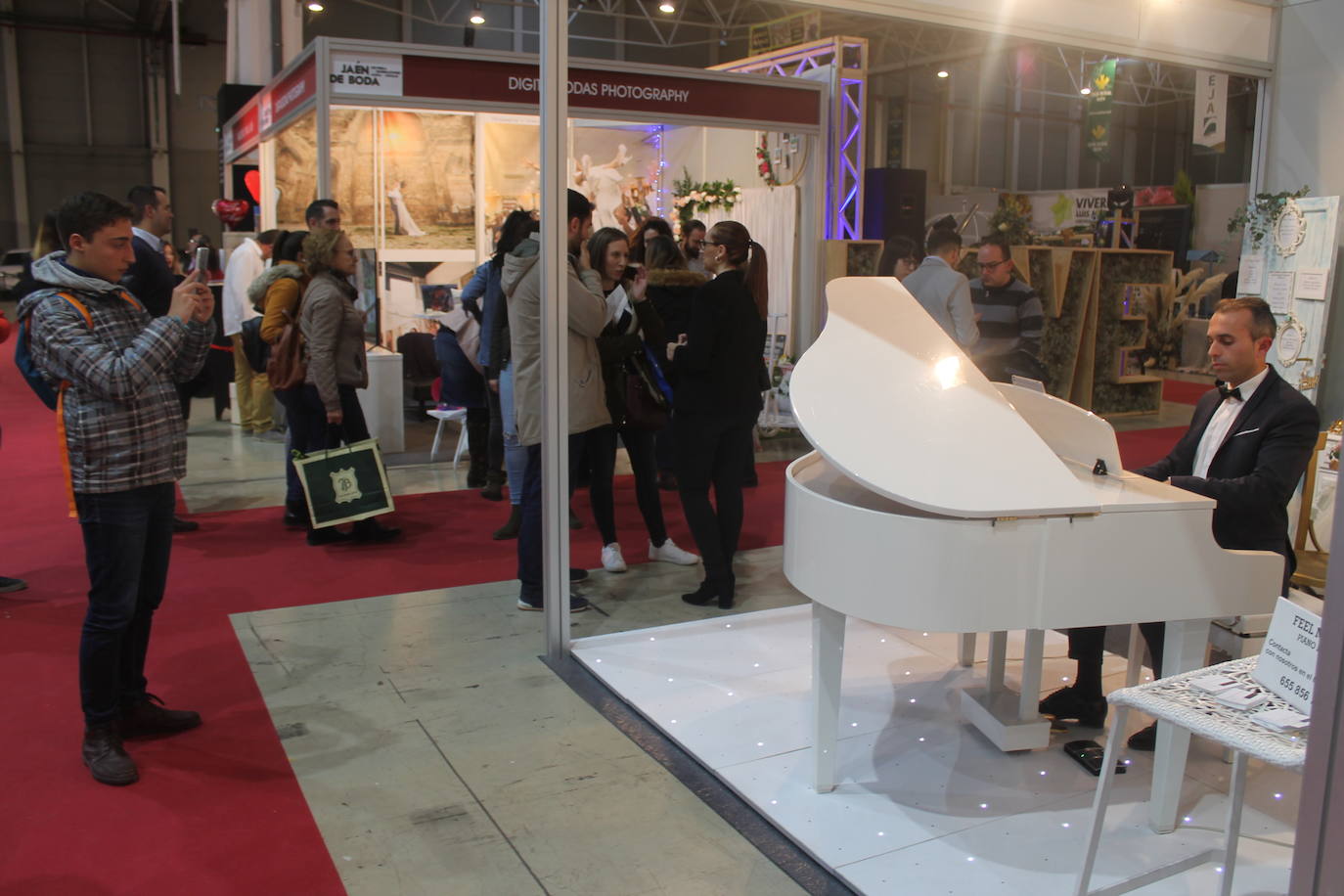 Más de 90 empresas están desde hoy hasta el domingo en Jaén de Boda para mostrar sus productos y servicios destinados a la celebración de estos eventos