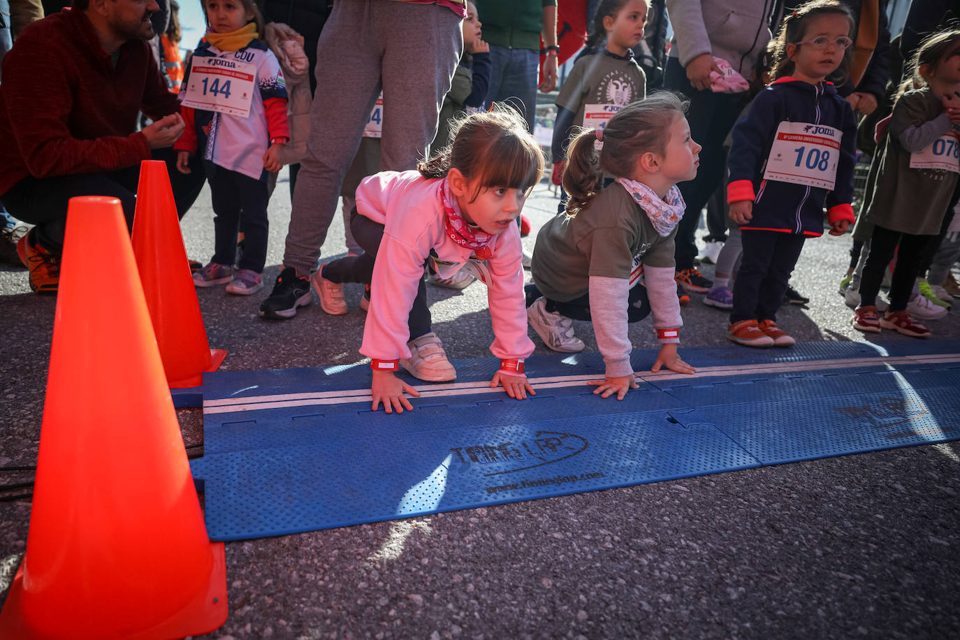 240 niños y niñas participan en la primera jornada de la sexta edición de la Carrera Universidad Ciudad de Granada