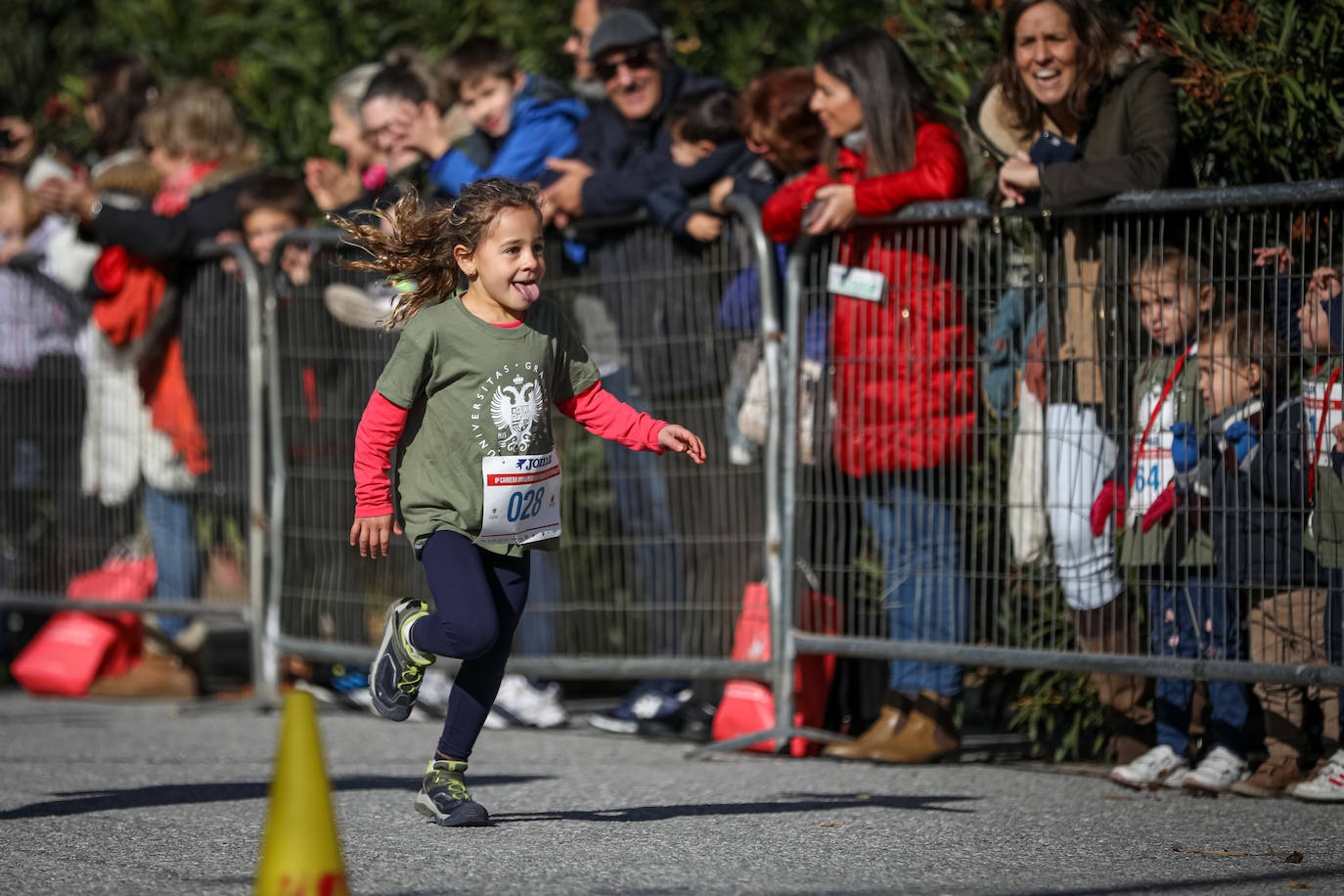 240 niños y niñas participan en la primera jornada de la sexta edición de la Carrera Universidad Ciudad de Granada